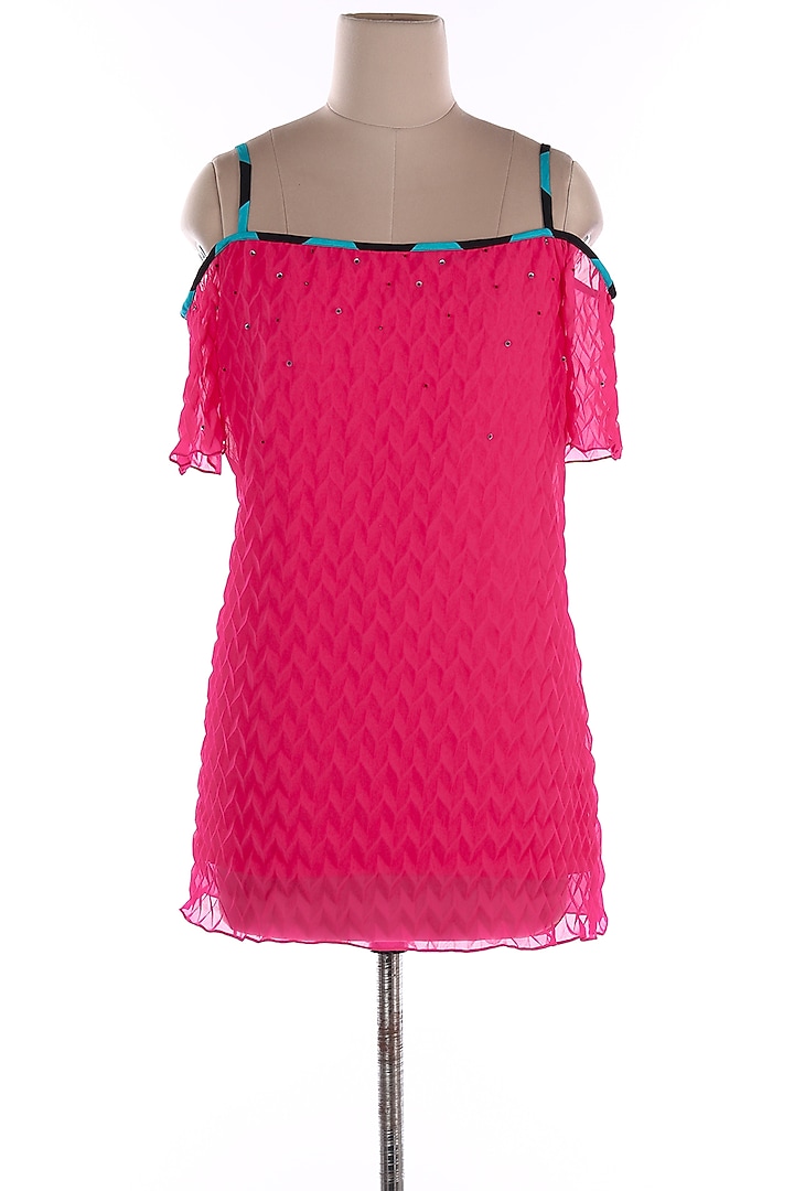 Rani Pink Off- Shoulder Crinkled Top by Wendell Rodricks at Pernia's Pop Up Shop
