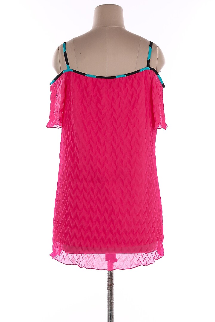 Rani Pink Off- Shoulder Crinkled Top by Wendell Rodricks at Pernia's Pop Up Shop