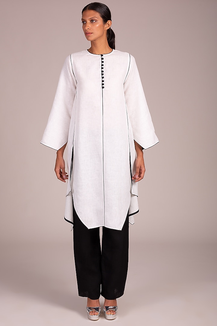 White Angular Hem Tunic by Wendell Rodricks at Pernia's Pop Up Shop