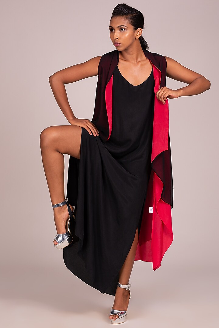 Black Square Cut Overtop by Wendell Rodricks at Pernia's Pop Up Shop