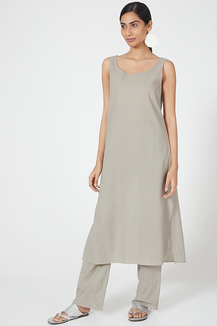 Grey Linen Tunic Set by Wendell Rodricks at Pernia's Pop Up Shop