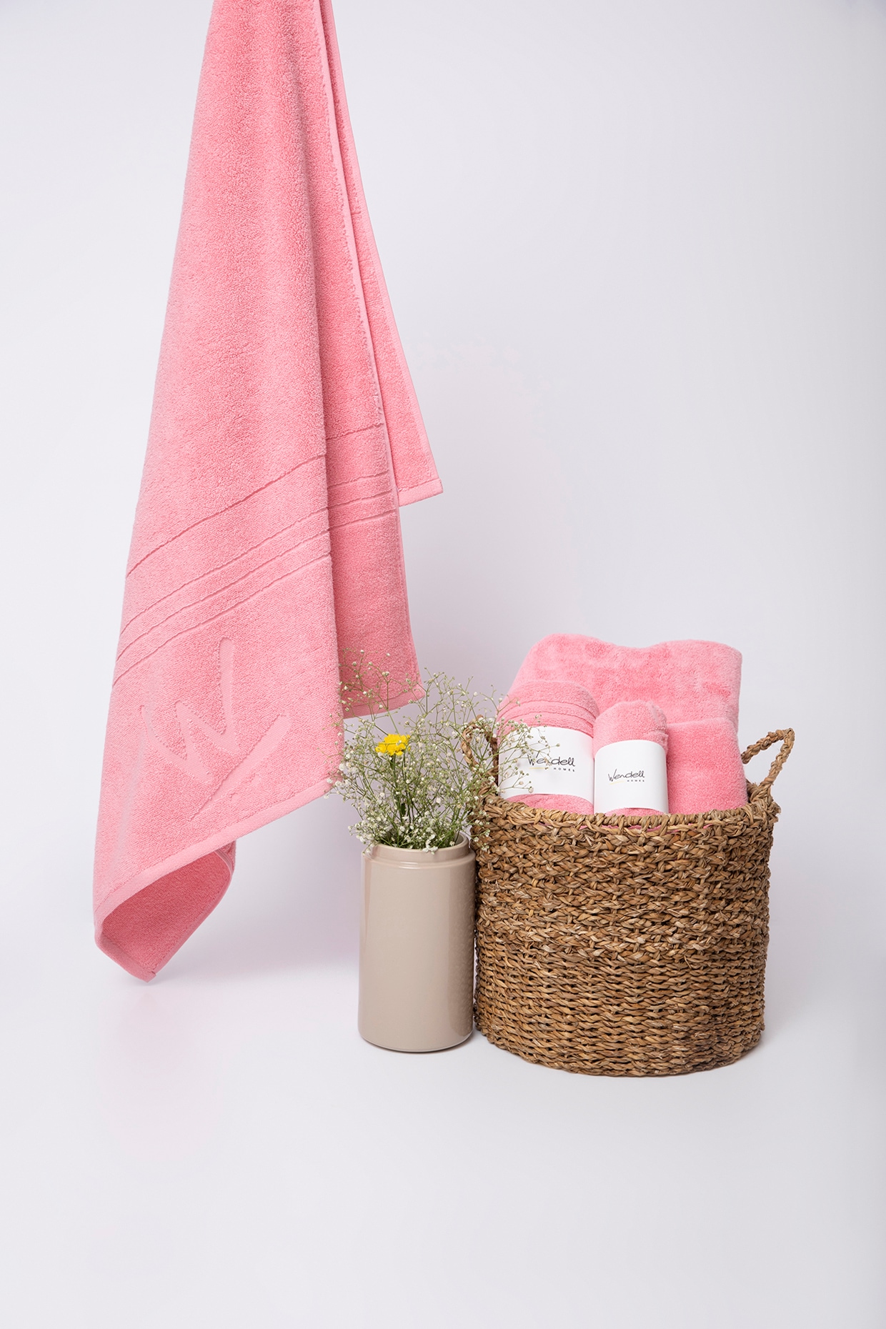 Pink towels online set