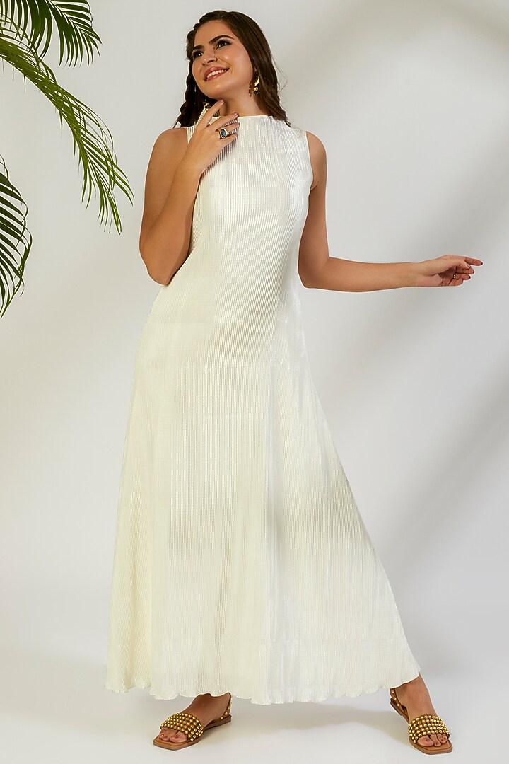 Ivory Crinkle High-Neck Gown by Wendell Rodricks at Pernia's Pop Up Shop