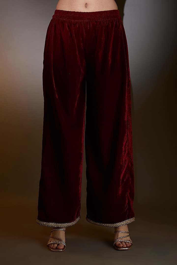 Maroon Viscose Velvet Zari Embroidered Kurta Set by The House of Ta-Ya at Pernia's Pop Up Shop
