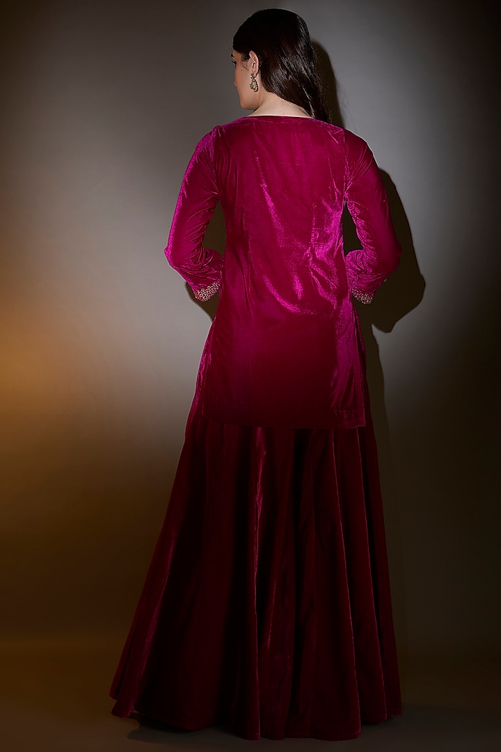 Pink Viscose Velvet Golden Embroidered Short Kurta Set by The House of Ta-Ya at Pernia's Pop Up Shop