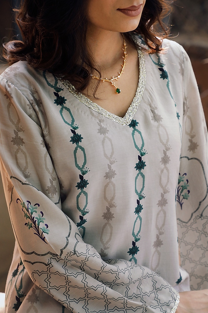 Grey Viscose & Silk Kurta Set by The House of Ta-Ya at Pernia's Pop Up Shop