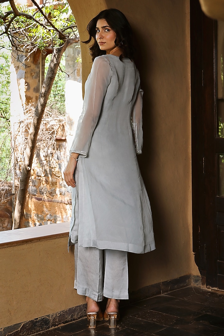 Blue Viscose Organza Threadwork Kurta Set by The House of Ta-Ya at Pernia's Pop Up Shop