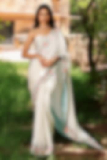 Cream Viscose Silk Floral Embroidered Reception Saree Set by The House of Ta-Ya at Pernia's Pop Up Shop