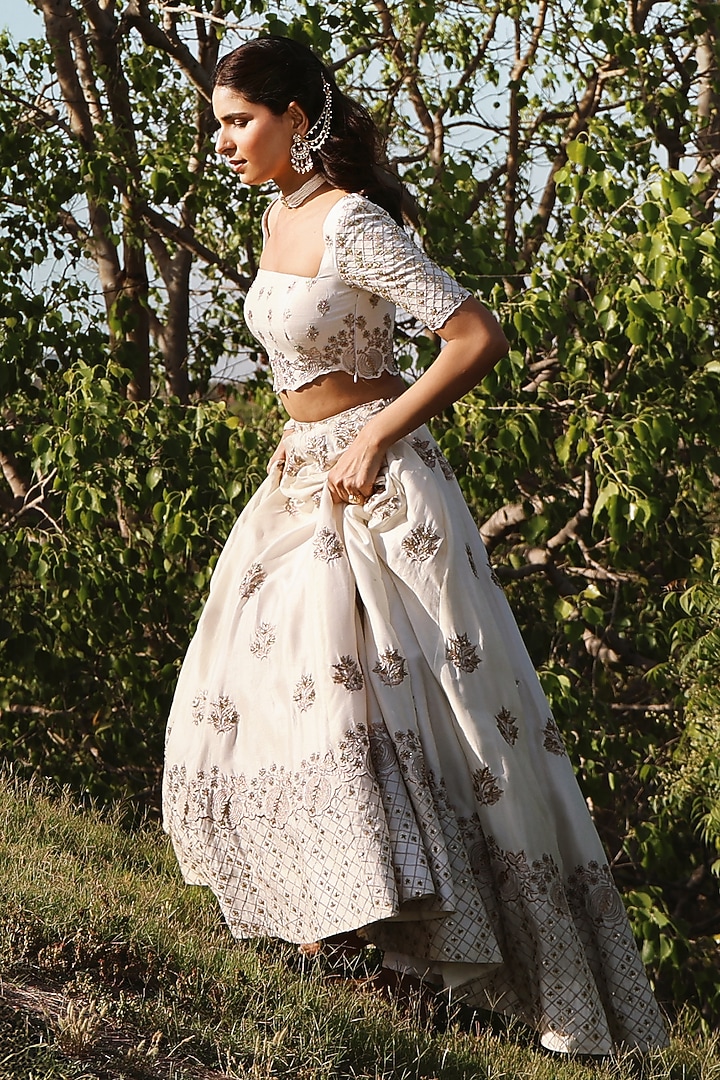 Cream Viscose Silk Hand Embroidered Wedding Lehenga Set by The House of Ta-Ya at Pernia's Pop Up Shop