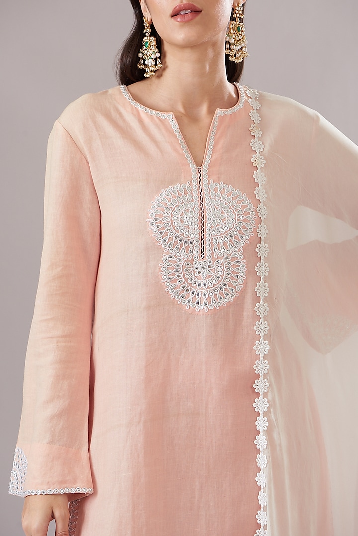 Peach Linen Embroidered Kurta Set by The House of Ta-Ya at Pernia's Pop Up Shop