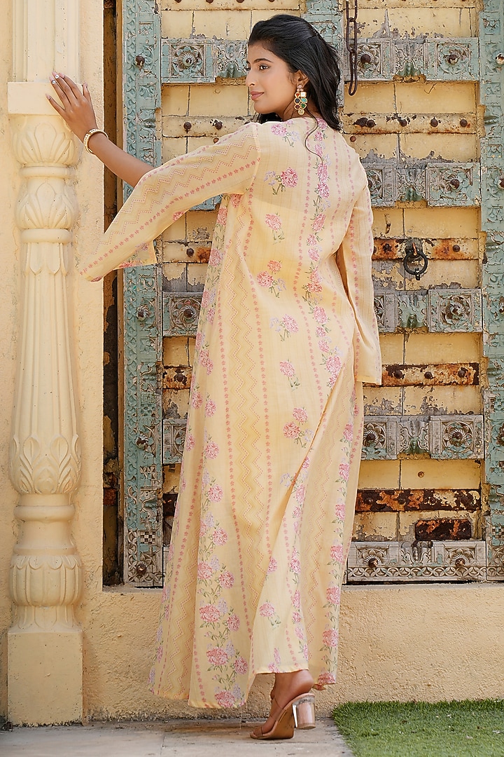 Misted Yellow Handwoven Chanderi Printed & Hand Embroidered Cape Set by The House of Ta-Ya at Pernia's Pop Up Shop