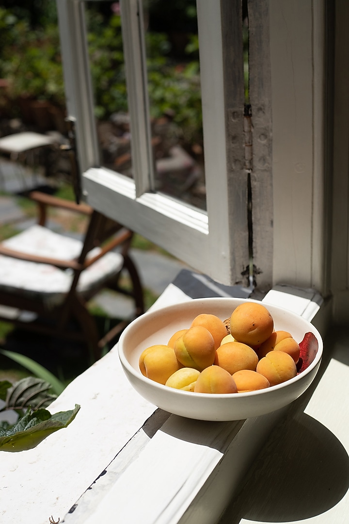 Ivory & Red Shallow Bowls (Set of 2) by White Hill Studio at Pernia's Pop Up Shop