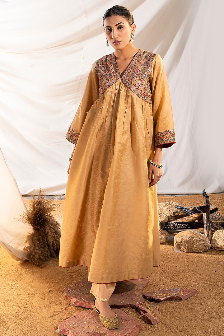 Beige Handloom Cotton Zari Motifs Embroidered Kurta Set by The White Tree Studio at Pernia's Pop Up Shop