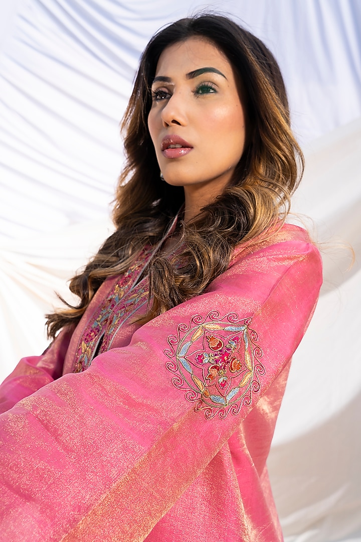 Pink Handloom Cotton Zari Tissue Motifs Embroidered Kurta Set by The White Tree Studio at Pernia's Pop Up Shop