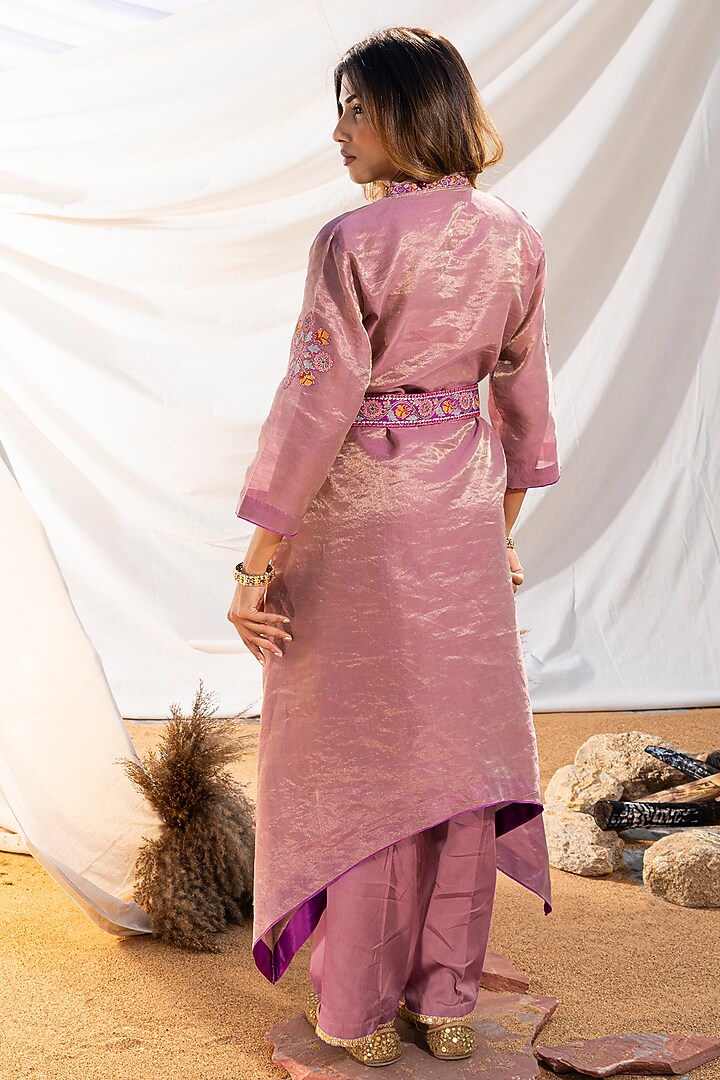 Mauve Handloom Cotton Zari Tissue Silk Thread Embroidered Kurta Set by The White Tree Studio at Pernia's Pop Up Shop