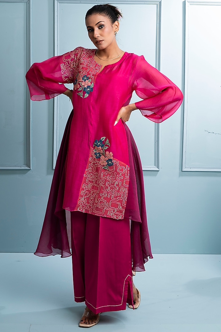 Pink Mul Chanderi Applique Embroidered Asymmetric Kurta Set by The White Tree Studio at Pernia's Pop Up Shop