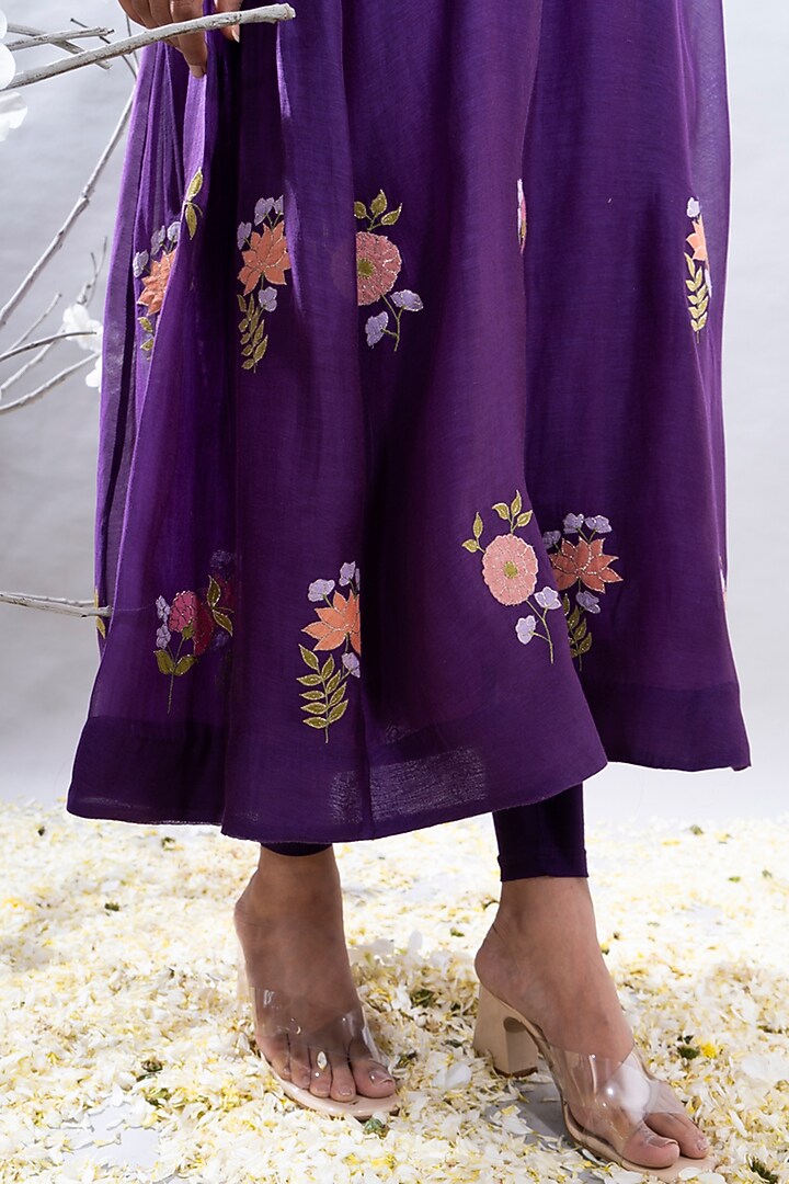 Purple Chanderi Applique Embroidered Kurta Set by The White Tree Studio at Pernia's Pop Up Shop