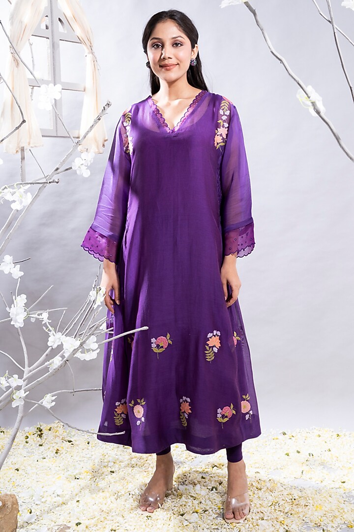 Purple Chanderi Applique Embroidered Kurta Set by The White Tree Studio at Pernia's Pop Up Shop
