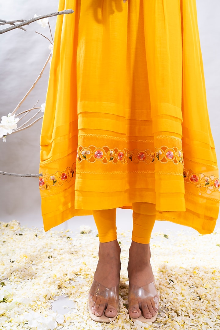 Mango Yellow Chanderi Cutwork Embroidered Gathered Kurta Set by The White Tree Studio at Pernia's Pop Up Shop