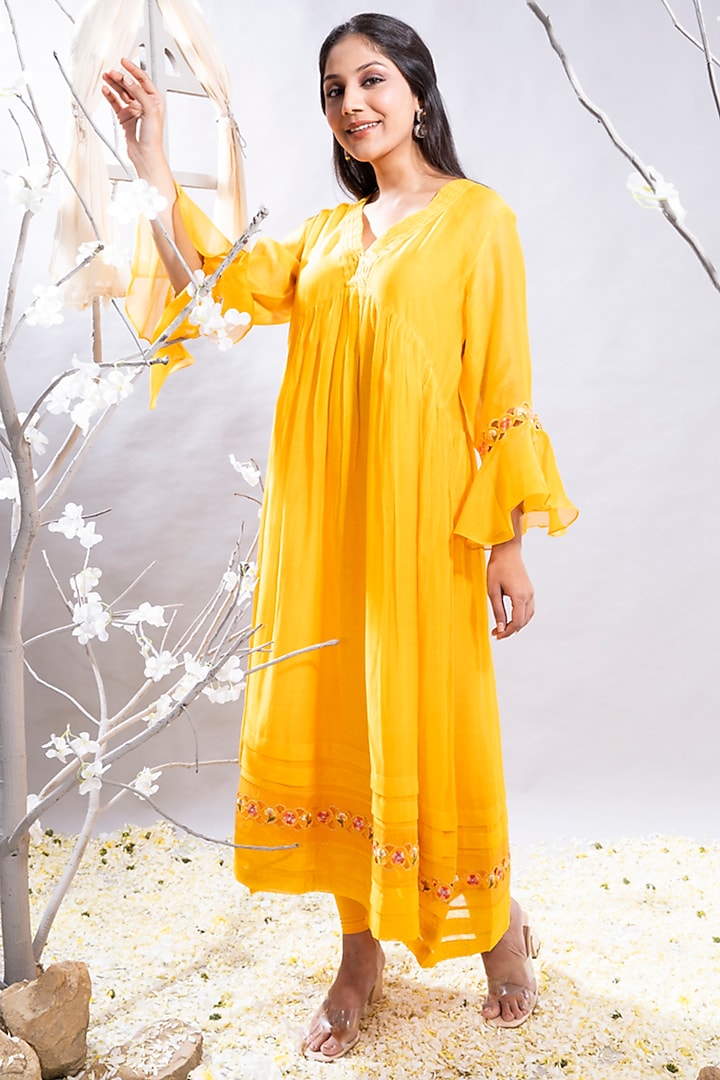 Mango Yellow Chanderi Cutwork Embroidered Gathered Kurta Set by The White Tree Studio at Pernia's Pop Up Shop
