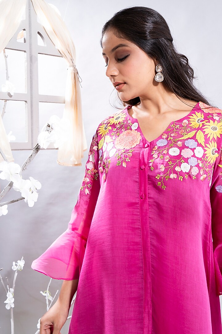 Fuchsia Pink Chanderi Floral Applique Embellished Asymmetrical Kurta Set by The White Tree Studio at Pernia's Pop Up Shop