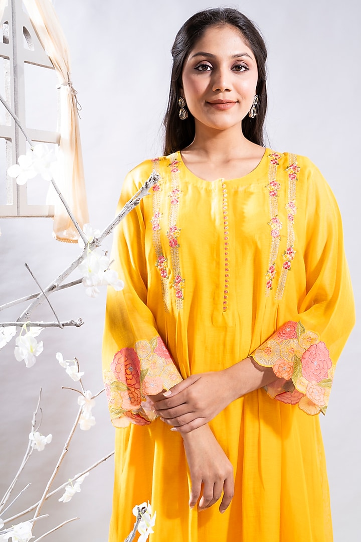 Mango Yellow Chanderi Patchwork Embroidered Gathered Kurta Set by The White Tree Studio at Pernia's Pop Up Shop