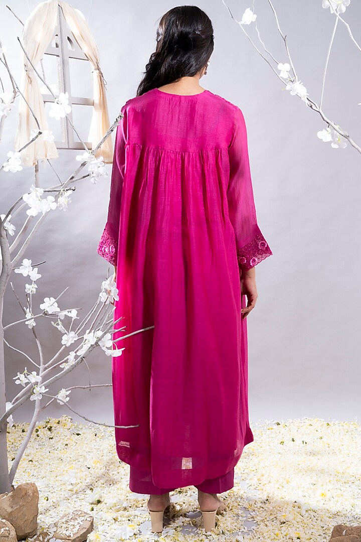 Fuchsia Pink Chanderi Badla Embellished Gathered Kurta Set by The White Tree Studio at Pernia's Pop Up Shop