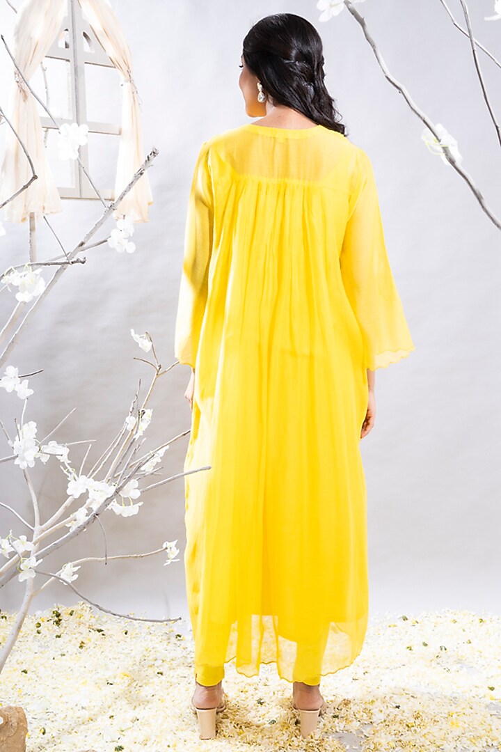 Mango Yellow Chanderi Applique Embroidered Asymmetrical Kurta Set by The White Tree Studio at Pernia's Pop Up Shop