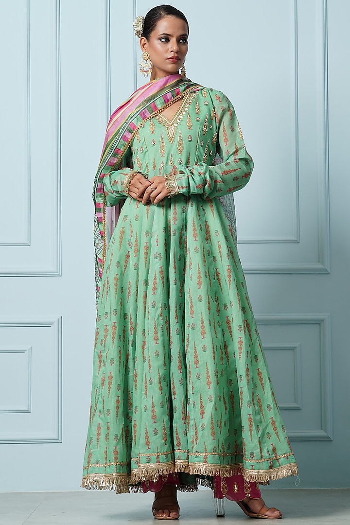 Green Chanderi Digital Printed Anarkali Set by Yuvrani Jaipur at Pernia's Pop Up Shop