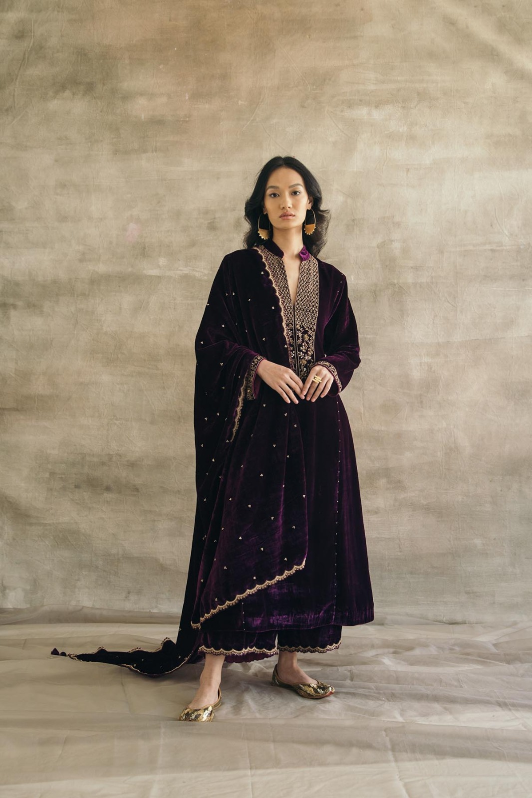 Plum Silk Velvet Aari Embroidered Kurta Set by Sureena Chowdhri at Pernia's Pop Up Shop