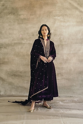 Plum Silk Velvet Aari Embroidered Kurta Set by Sureena Chowdhri
