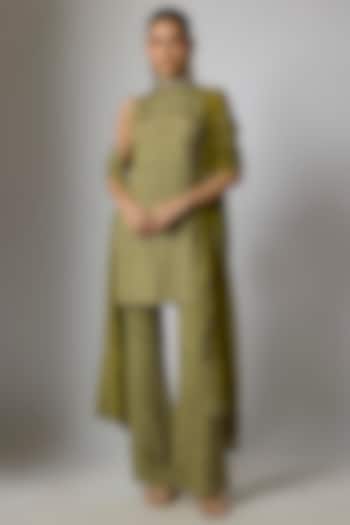 Mehendi Green Chinon Bandhani Printed & Hand Embroidered Kurta Set by Krishna Padia at Pernia's Pop Up Shop