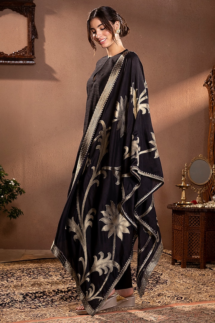 Black Moonga Silk Kurta Set by Krishna Padia at Pernia's Pop Up Shop
