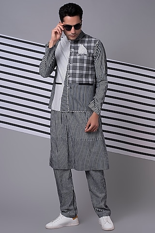 Black Handloom Cotton Patchwork Bundi Jacket With Kurta by Wendell Rodricks Men