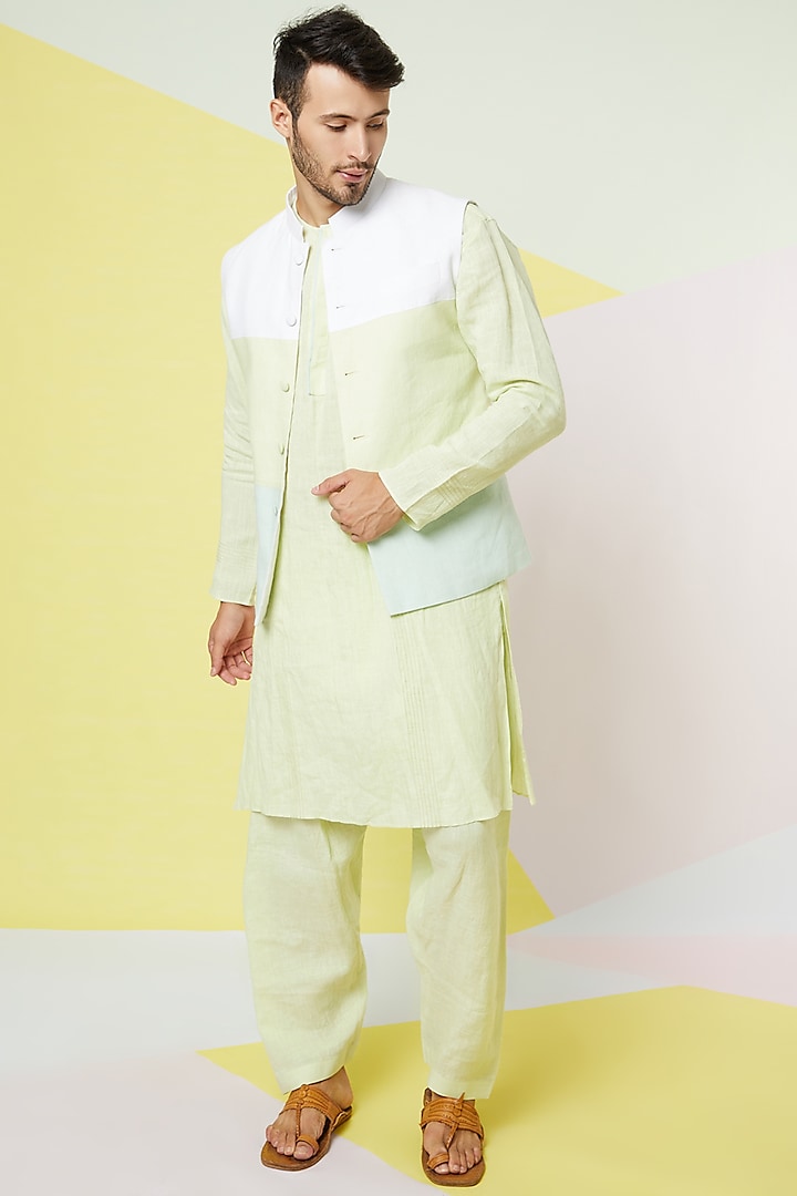 Lettuce Green Linen Color-Blocked Bundi Jacket Set by Wendell Rodricks Men