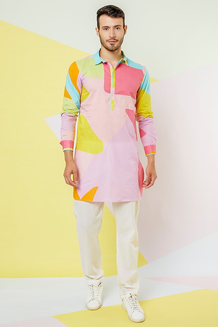 Lavender Abstract Leaf Kurta Set by Wendell Rodricks Men