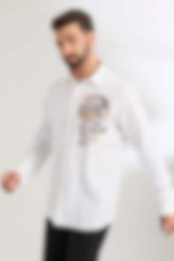 White Linen Party Wear Shirt by Wendell Rodricks Men at Pernia's Pop Up Shop