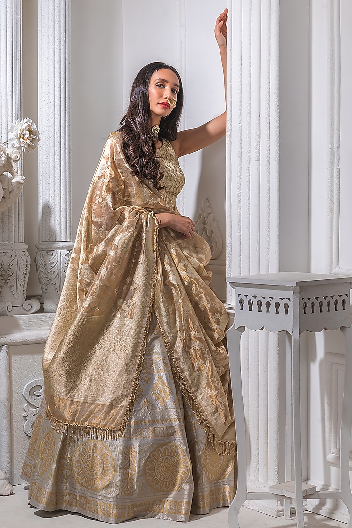 Silver & Gold Silk Wedding Lehenga Set by Warp 'N Weft at Pernia's Pop Up Shop