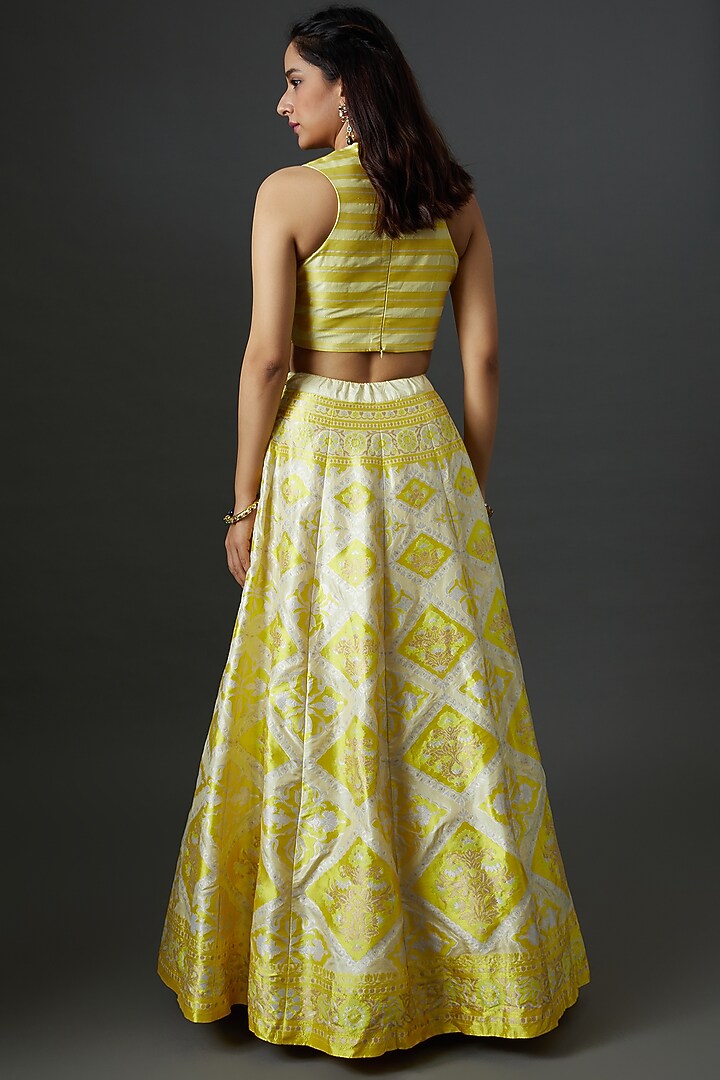 Yellow Banarasi Silk Handwoven Bridal Lehenga Set by Warp 'N Weft at Pernia's Pop Up Shop