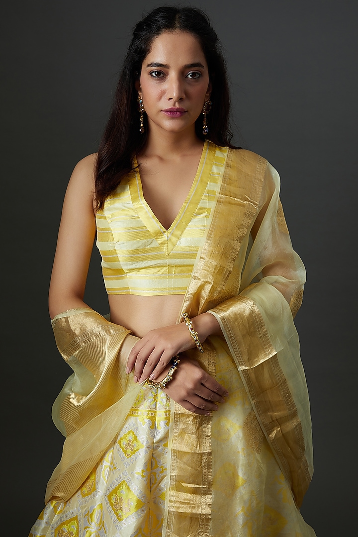 Yellow Banarasi Silk Handwoven Bridal Lehenga Set by Warp 'N Weft at Pernia's Pop Up Shop