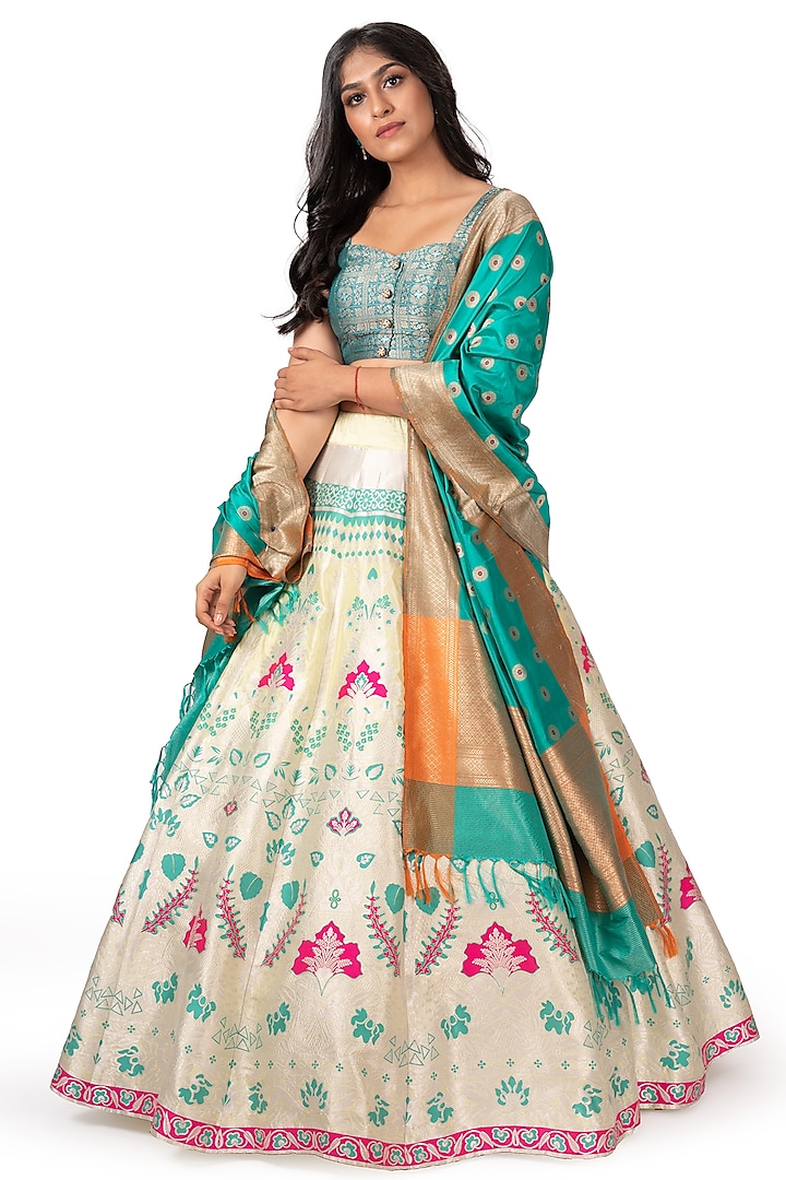 Mint Green Banarasi Silk Wedding Lehenga Set by Warp 'N Weft at Pernia's Pop Up Shop