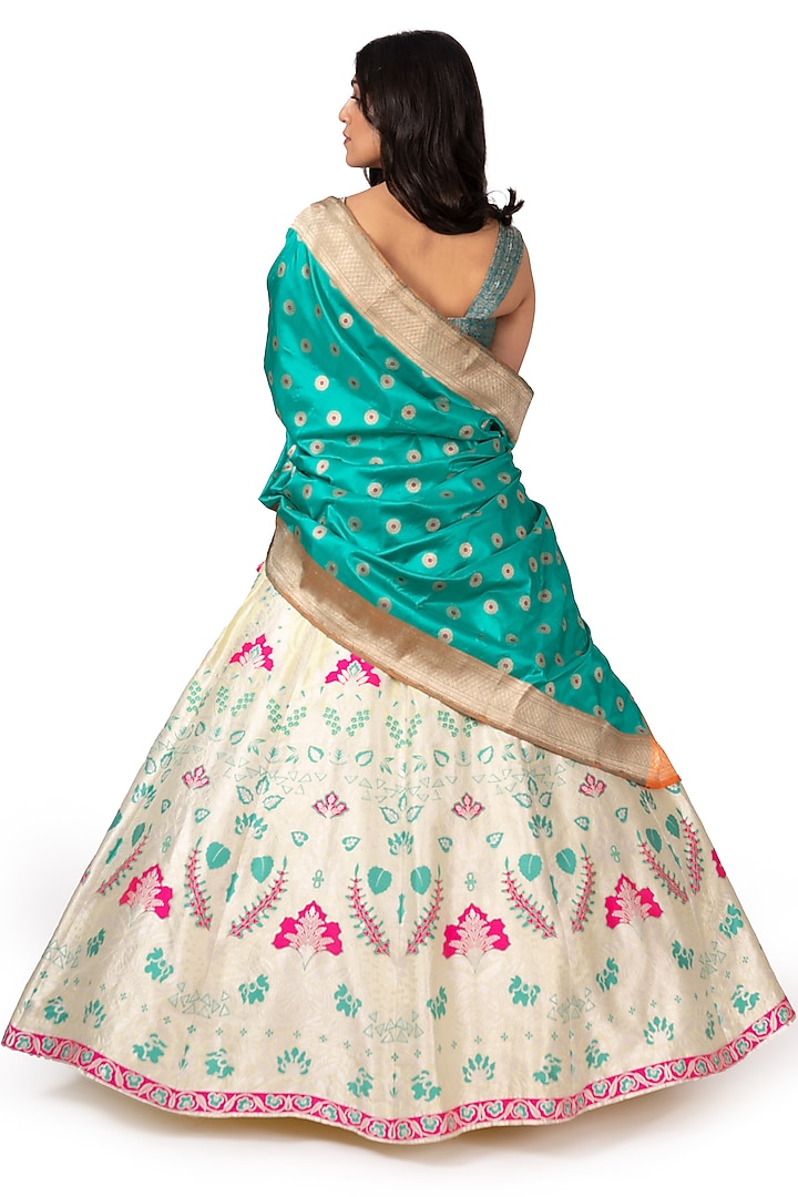 Mint Green Banarasi Silk Wedding Lehenga Set by Warp 'N Weft at Pernia's Pop Up Shop