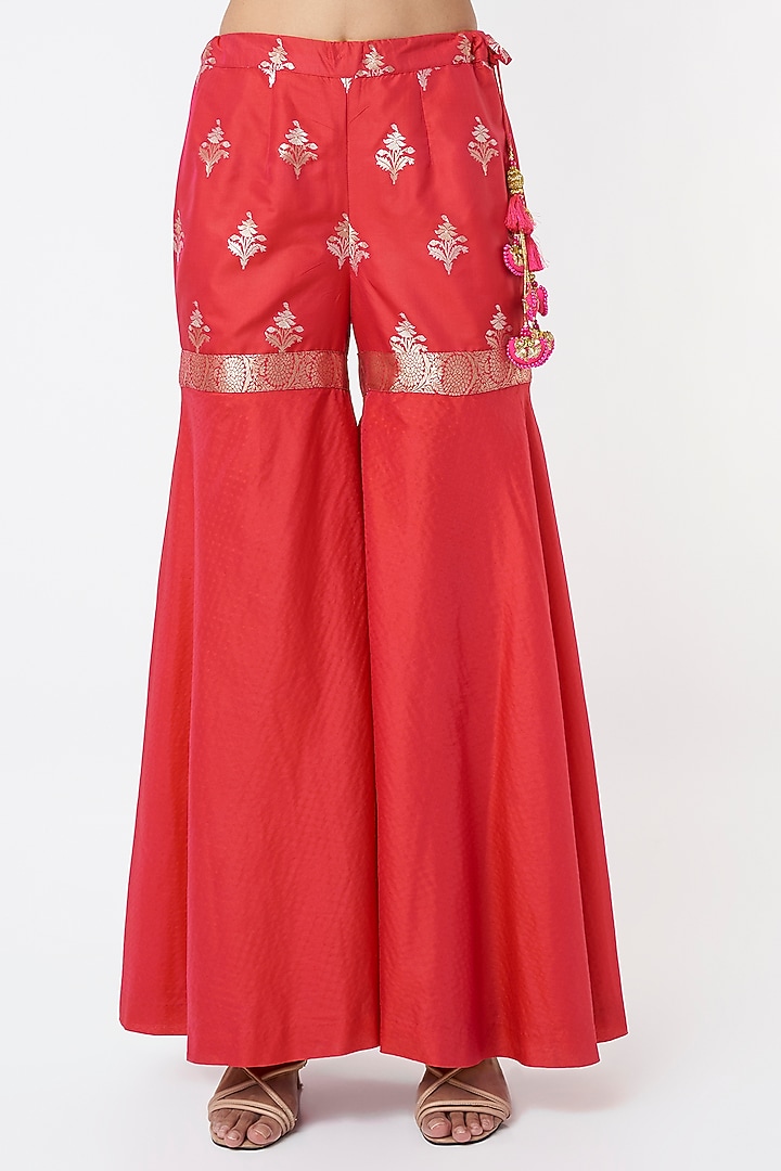 Red Silk Gharara Set by Warp 'N Weft at Pernia's Pop Up Shop
