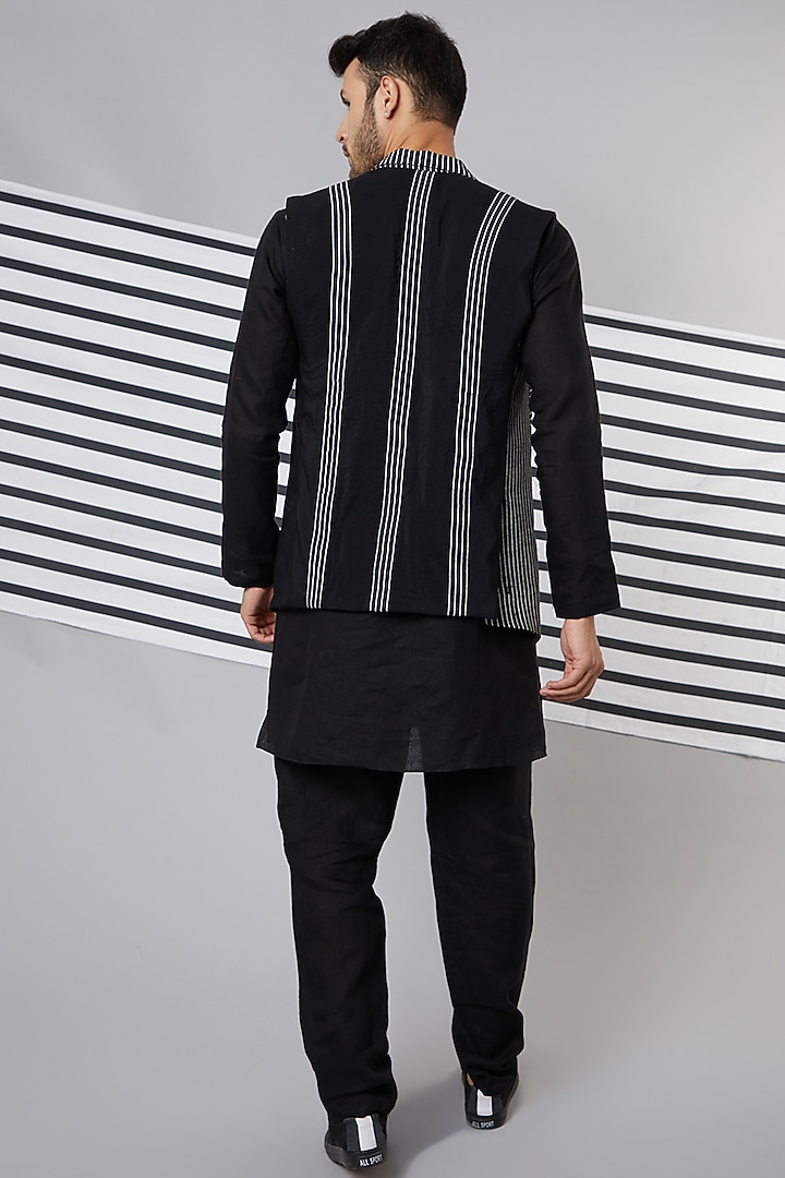 Black Cotton Printed Striped Bundi Jacket Set by Wendell Rodricks Men at Pernia's Pop Up Shop