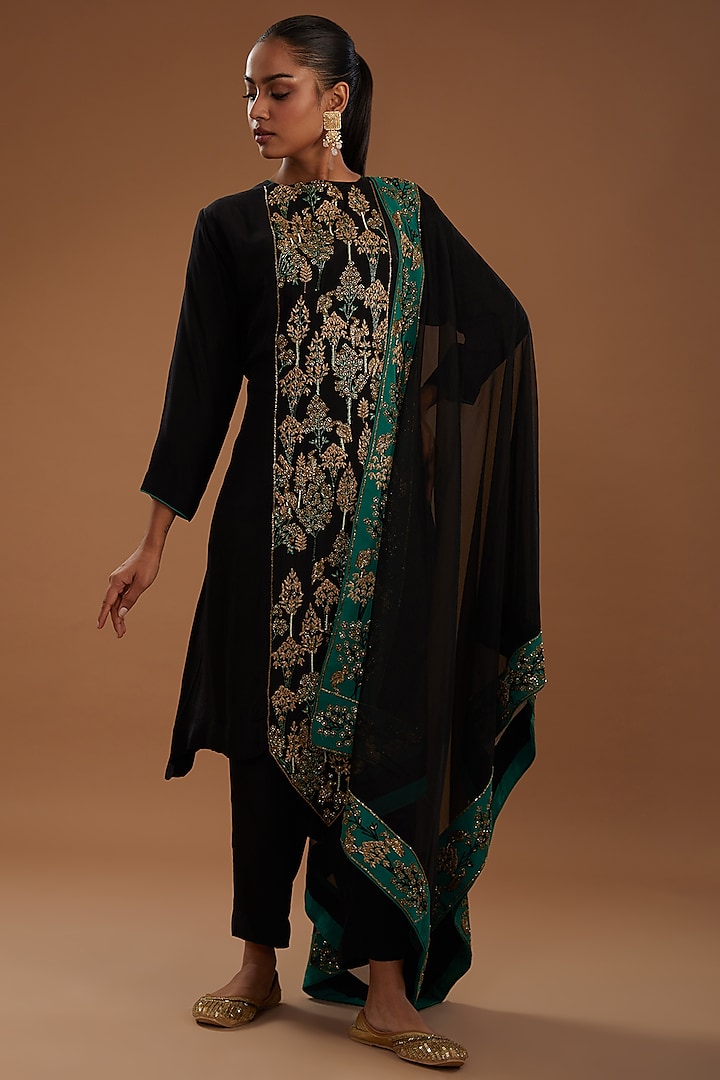 Black Crepe Hand Embroidered A-Line Kurta Set by YagaanaByP