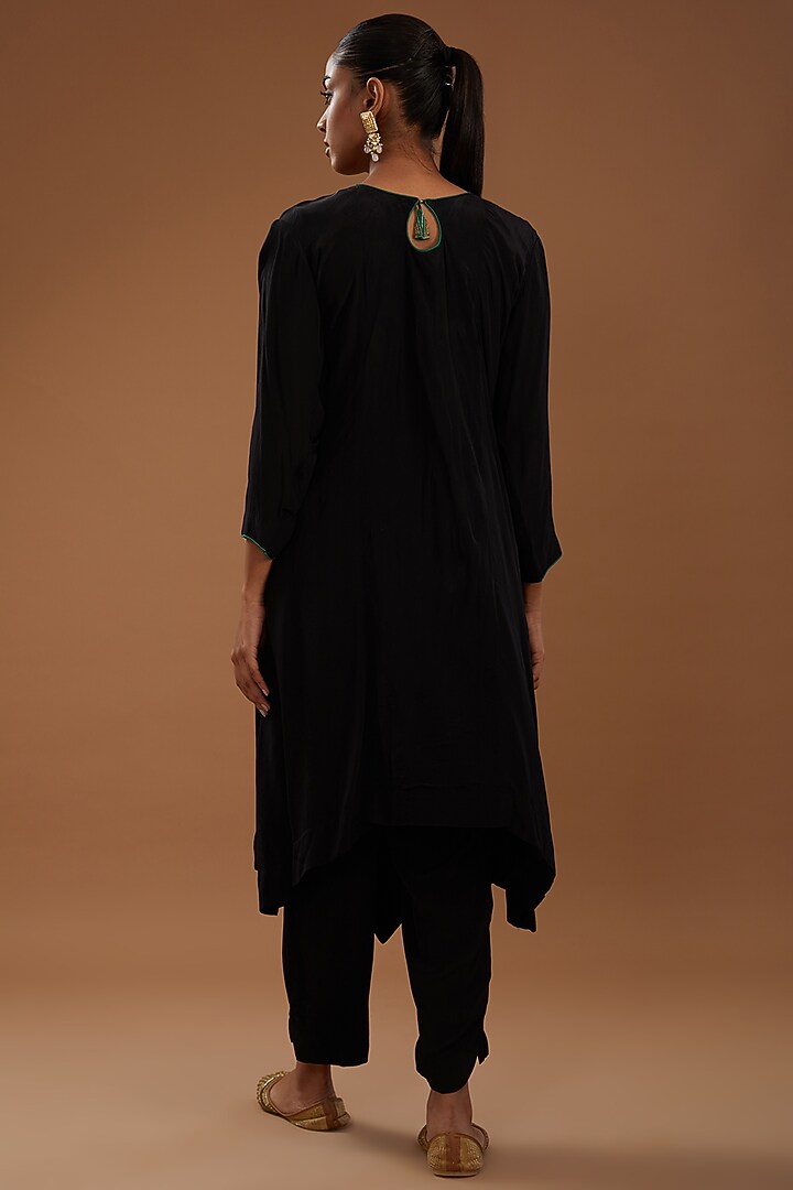 Black Crepe Hand Embroidered A-Line Kurta Set by YagaanaByP at Pernia's Pop Up Shop