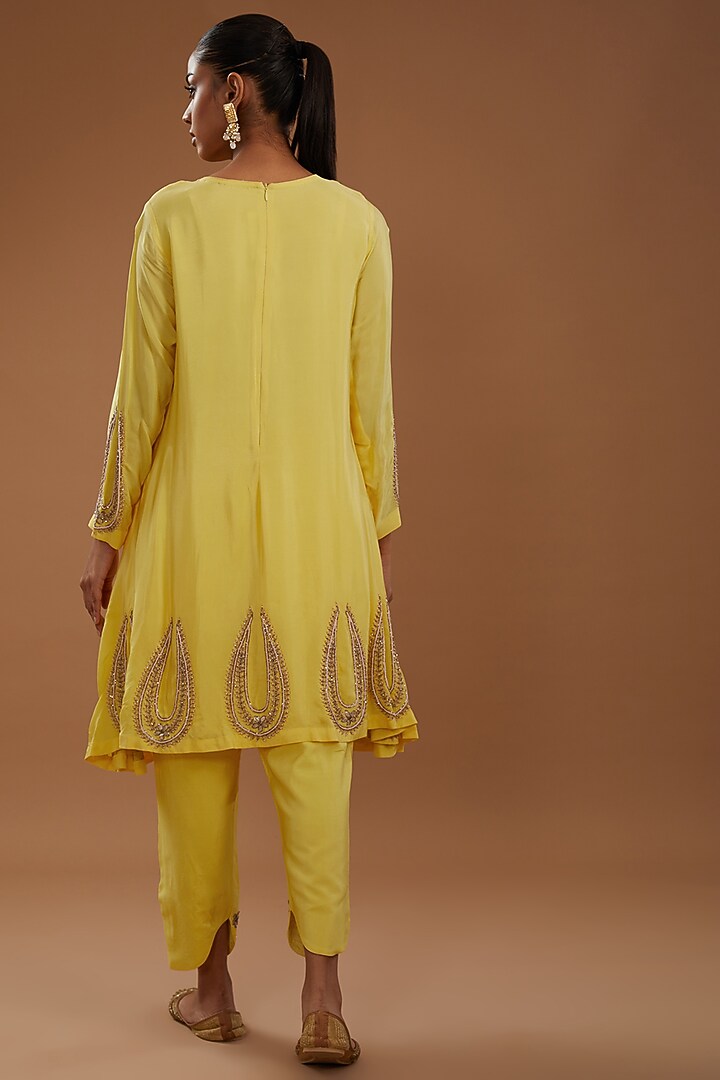 Yellow Crepe A-Line Hand Embroidered Kurta Set by YagaanaByP at Pernia's Pop Up Shop