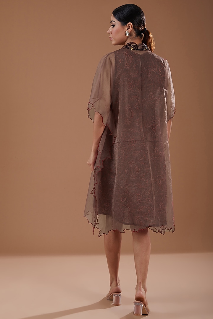 Maroon Organza Hand Embroidered Kaftan by YagaanaByP at Pernia's Pop Up Shop