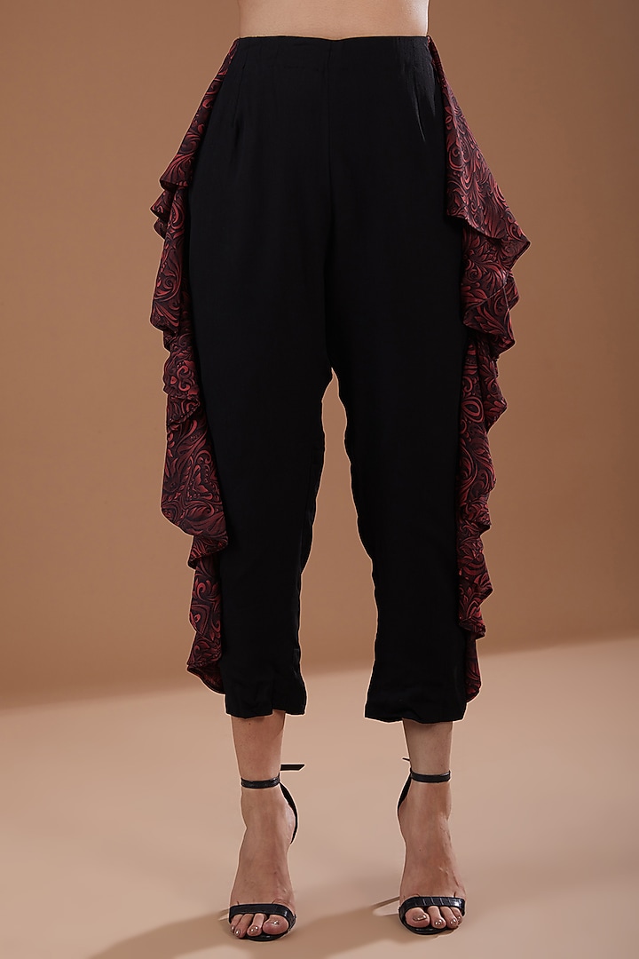 Black Georgette Abstract Printed Co-Ord Set by YagaanaByP at Pernia's Pop Up Shop