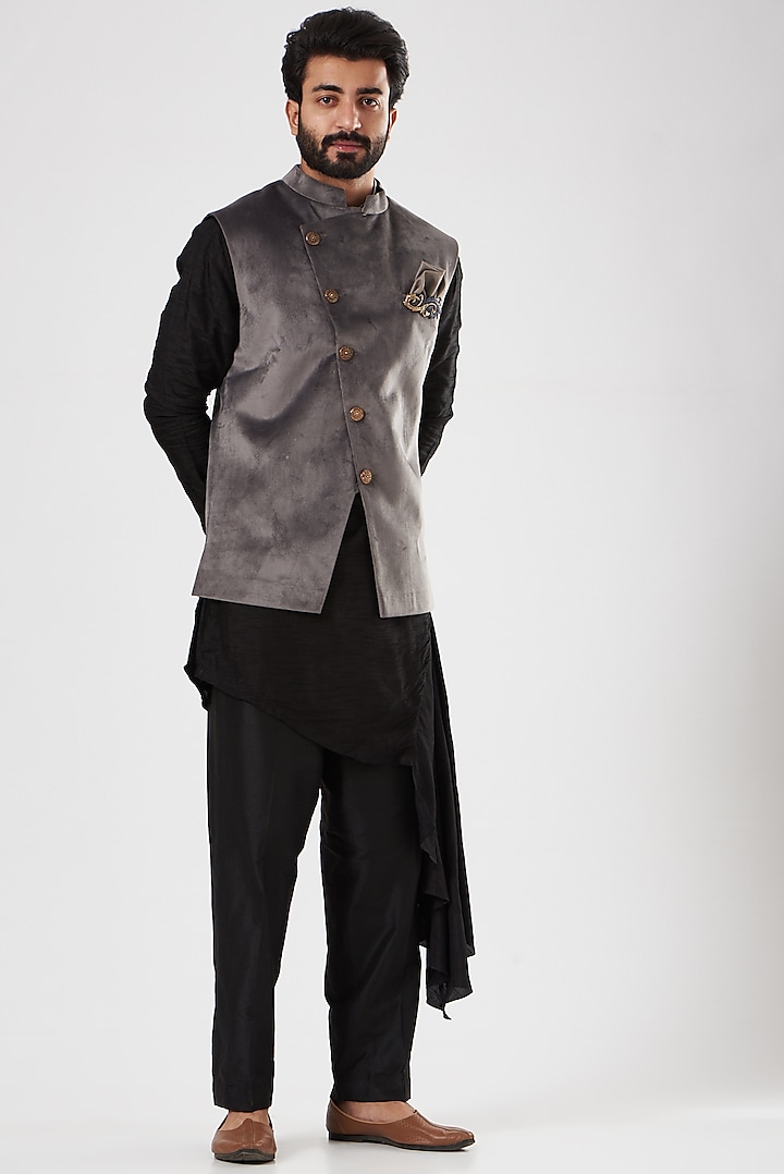 Black Kurta With Grey Nehru Jacket Design by YAJY By Aditya Jain at ...